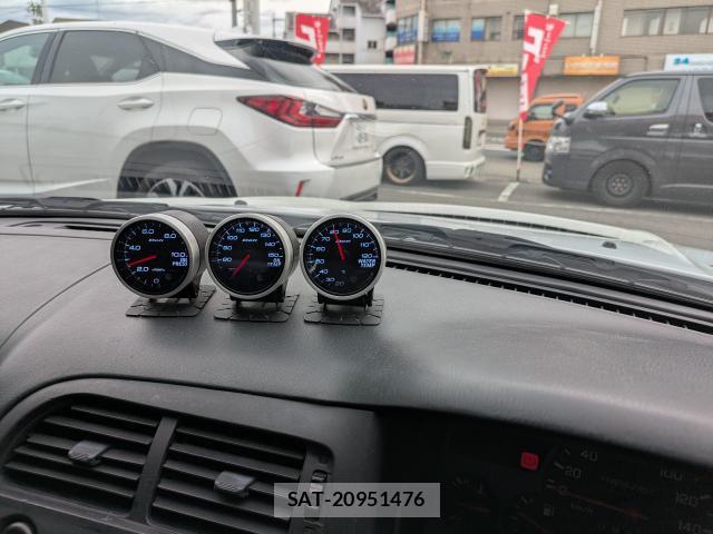 Nissan SKYLINE 1997-06 8874323-16