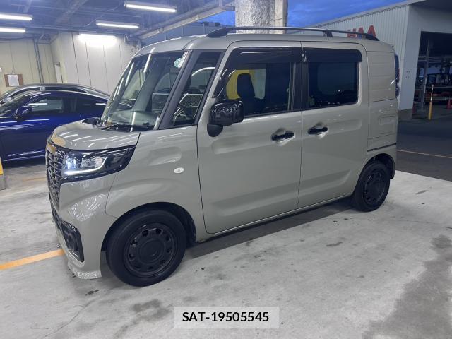 Suzuki SPACIA 2022-10 8873806-7