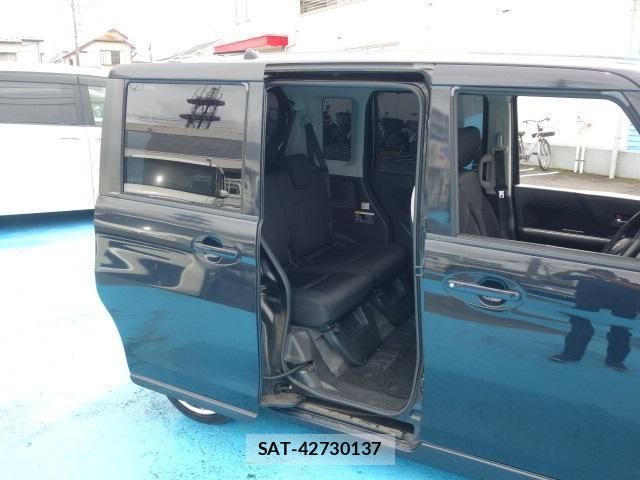 Suzuki SPACIA 2017-09 8875119-11