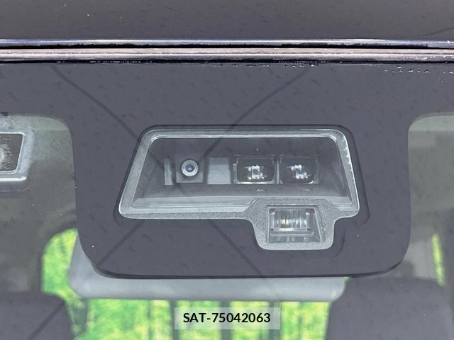 Suzuki SPACIA 2019-12 8875664-4