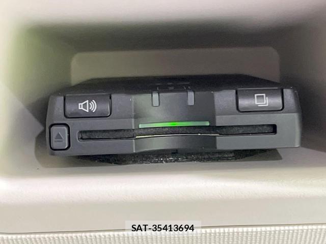 Toyota SPADE 2014-10 8873616-5
