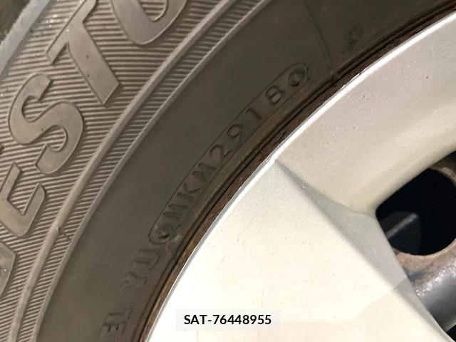 Toyota SPADE 2014-02 8875081-19