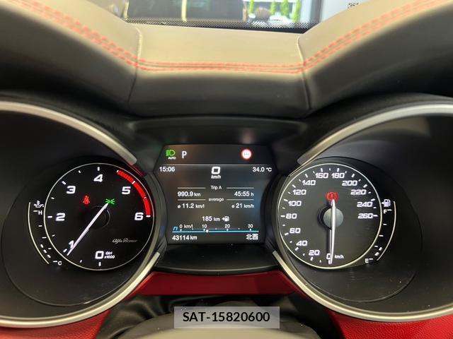 ALFA ROMEO STELVIO 2021-03 8872601-12