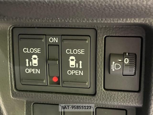 Honda e 2024-02 8872843-5