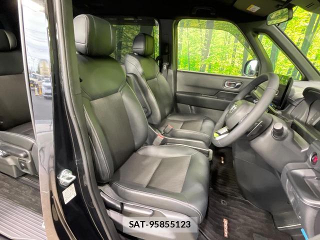 Honda e 2024-02 8872843-8