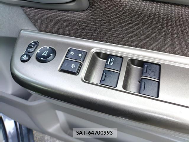 Honda e 2017-09 8872952-13