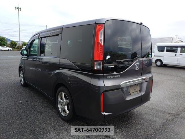 Honda e 2017-09 8872952-5
