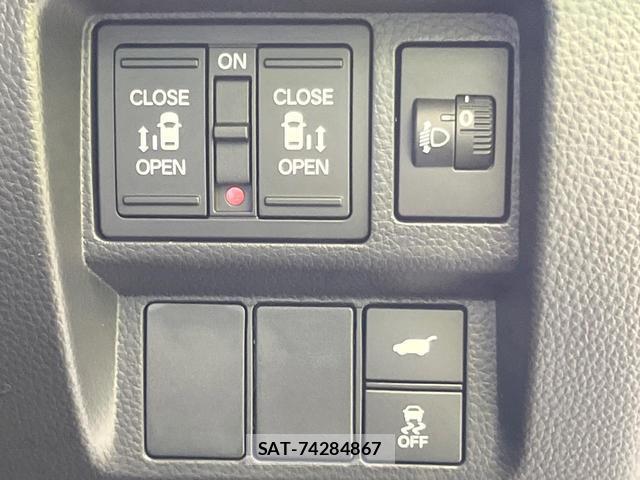 Honda e 2026-08 8874034-2