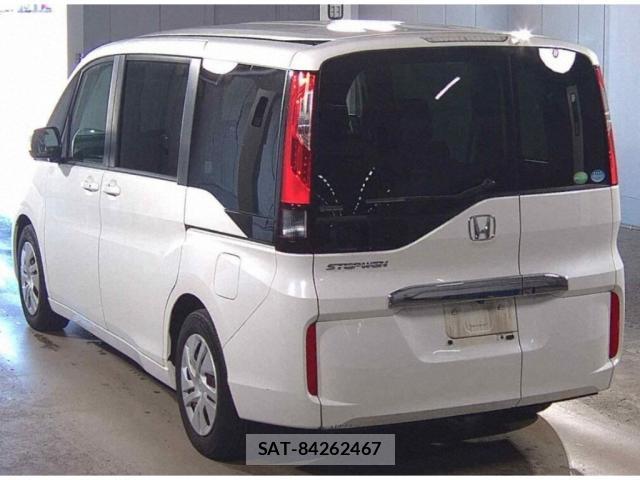 Honda e 2015-09 8875428-1