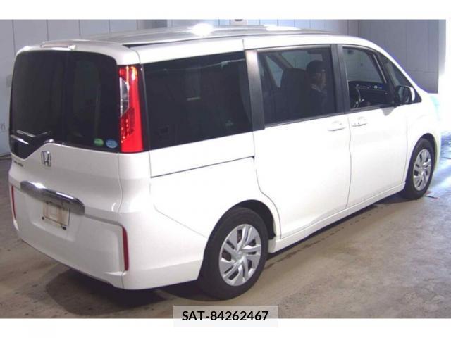 Honda e 2015-09 8875428-8