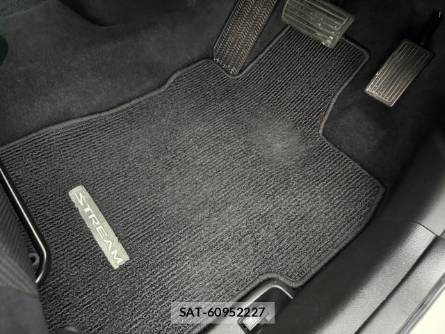 Honda STREAM 2007-03 8872871-12