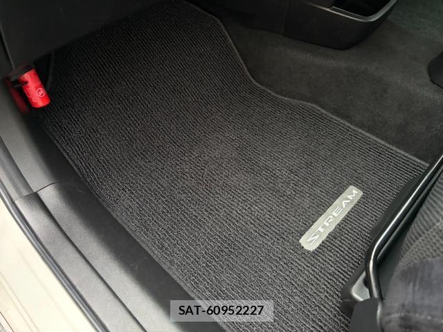 Honda STREAM 2007-03 8872871-16