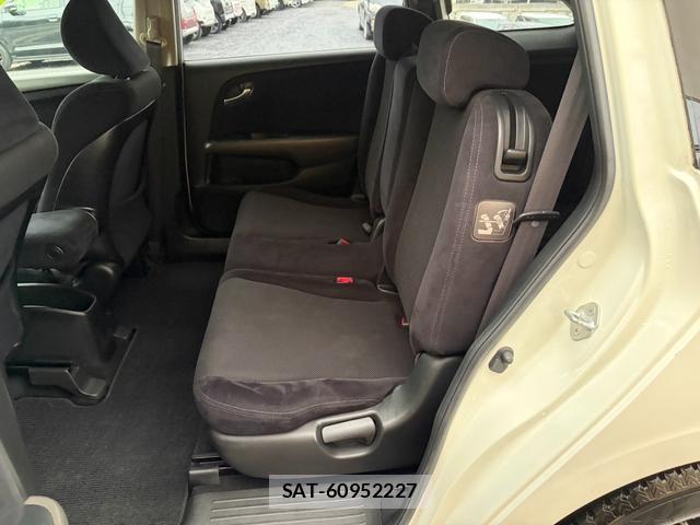 Honda STREAM 2007-03 8872871-17