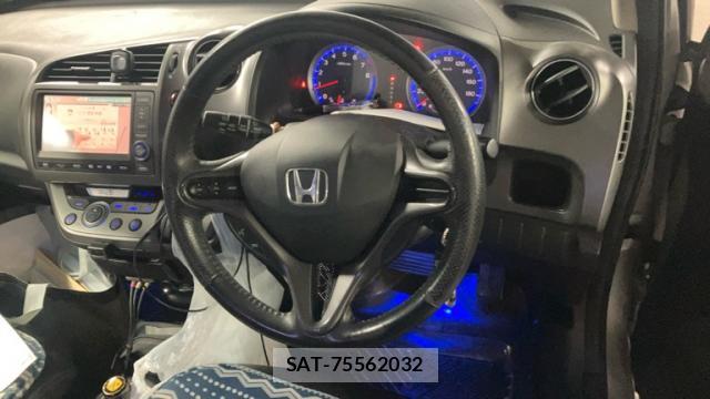 Honda STREAM 2007-09 8873429-15