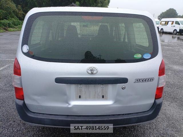 Toyota SUCCEED 2015-09 8872889-4