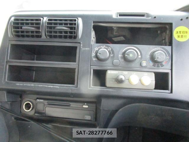 MITSUBISHI FUSO SUPER GREAT 2015-04 8873528-19