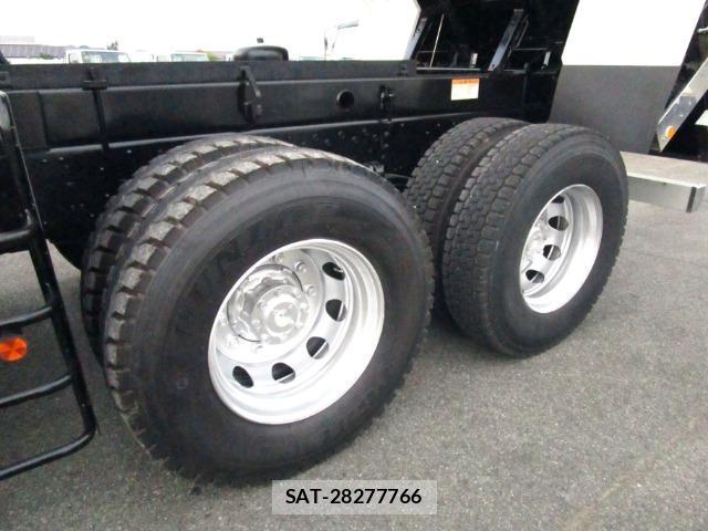 MITSUBISHI FUSO SUPER GREAT 2015-04 8873528-8