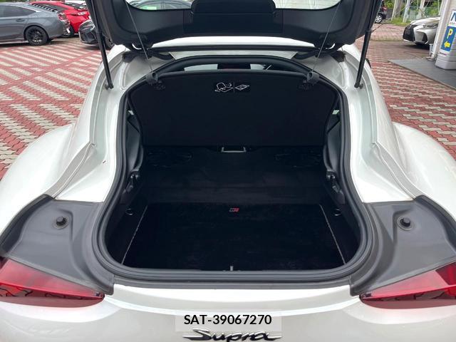 Toyota SUPRA 2019-12 8873277-9