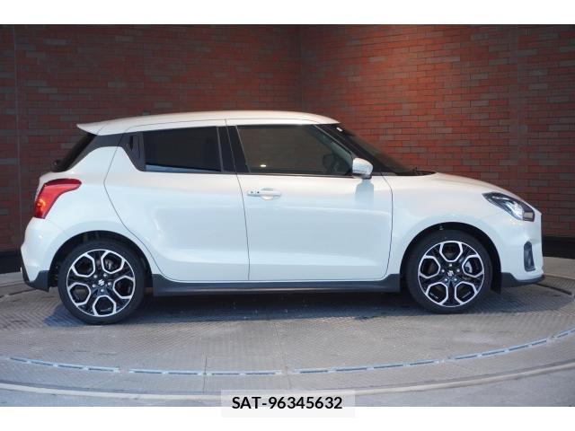 Suzuki SWIFT 2023-09 8872765-3