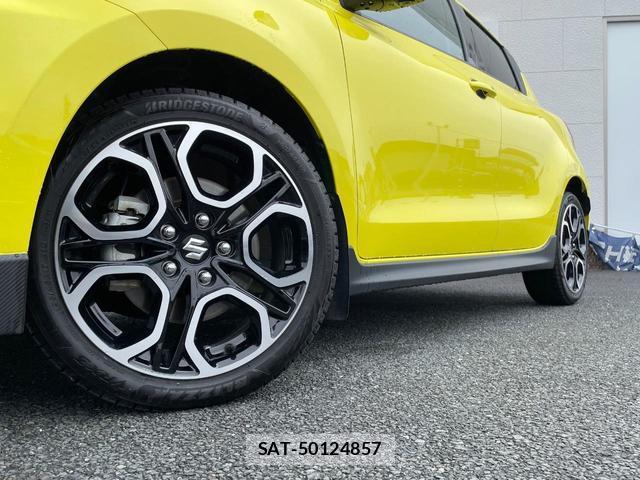 Suzuki SWIFT 2024-12 8873084-13