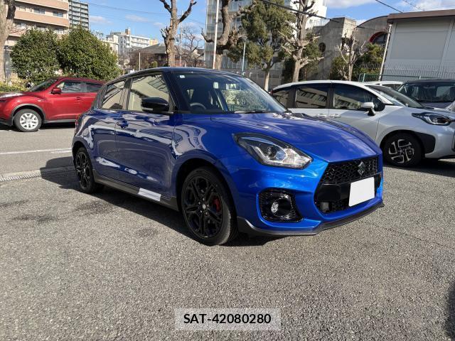 Suzuki SWIFT 2025-11 8875835-13