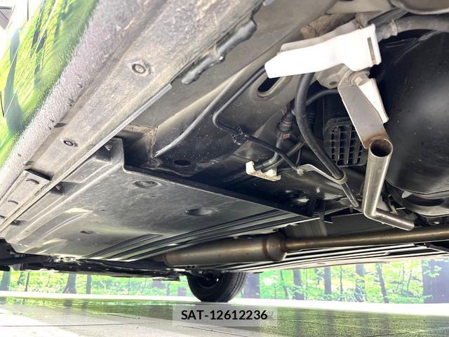 Suzuki SWIFT 2024-09 8875195-19