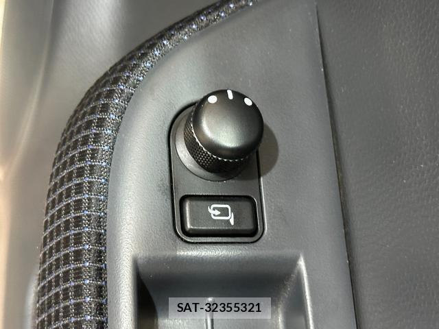 Suzuki SWIFT 2005-07 8875893-3