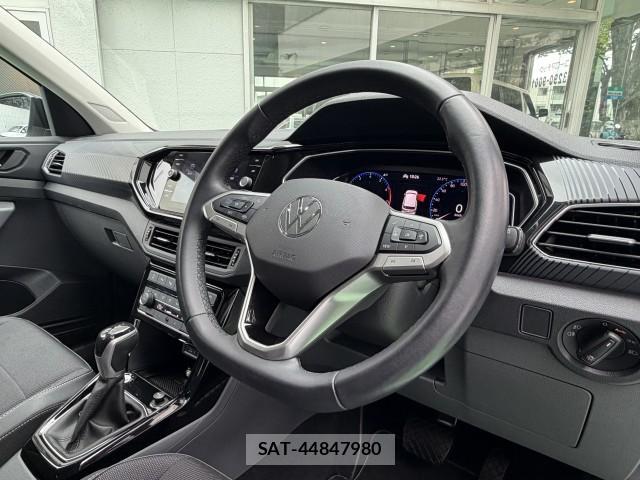 VolksWagen T-CROSS 2021-09 8874270-18