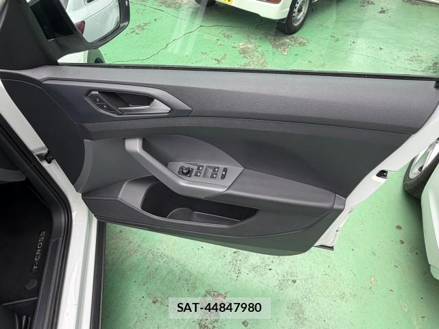 VolksWagen T-CROSS 2021-09 8874270-8