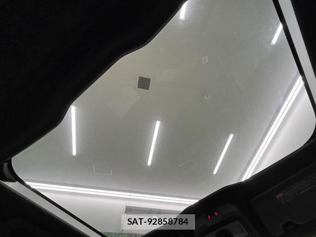 Daihatsu TAFT 2022-02 8873033-4