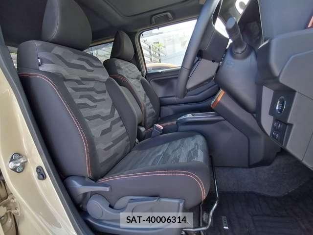 Daihatsu TAFT 2021-09 8875033-4