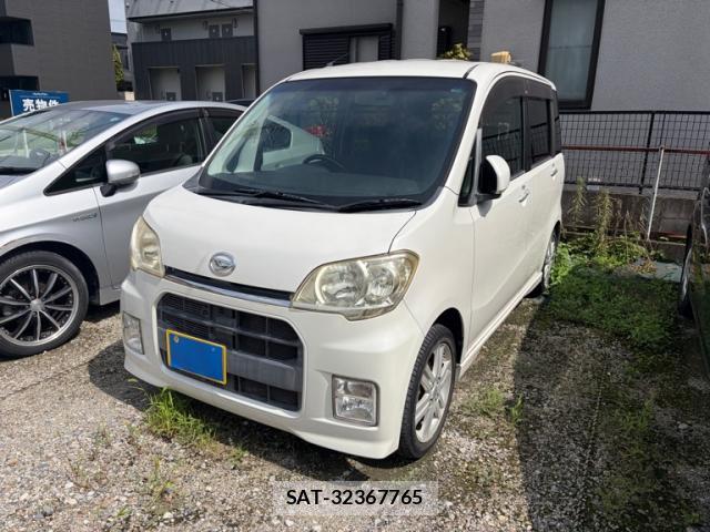 Daihatsu TANTO EXE 2011-08 8873660-1