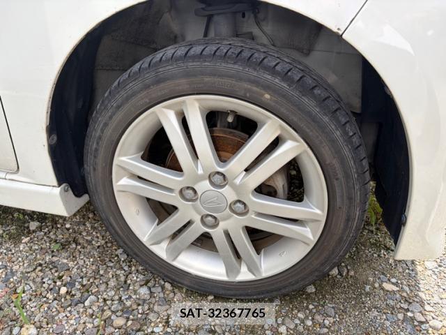 Daihatsu TANTO EXE 2011-08 8873660-12