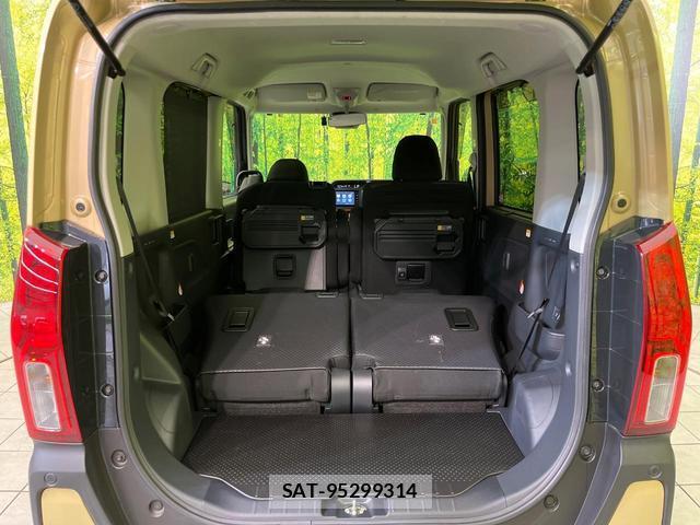 Daihatsu TANTO 2023-10 8872554-9