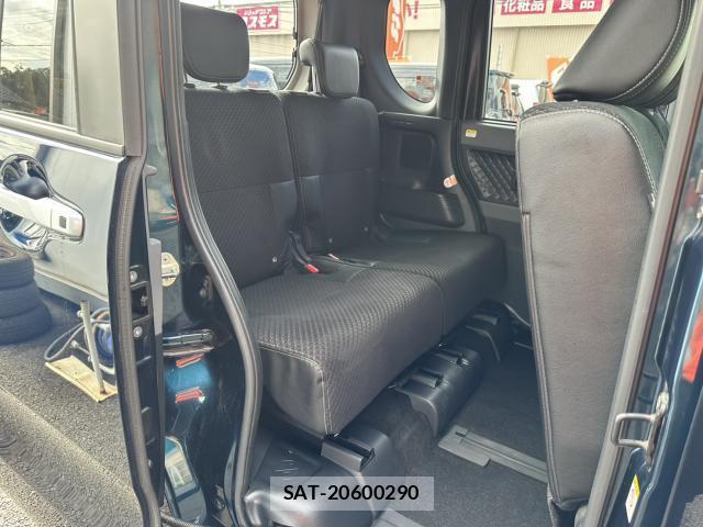 Daihatsu TANTO 2019-11 8872708-11