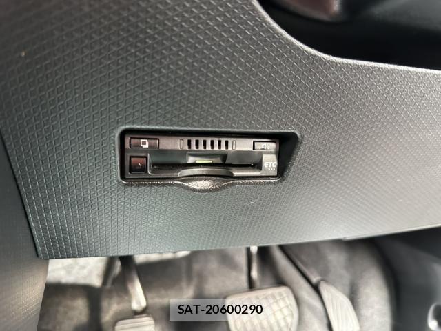 Daihatsu TANTO 2019-11 8872708-13