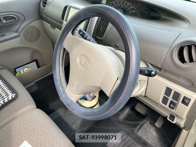 Daihatsu TANTO 2013-09 8872721-10