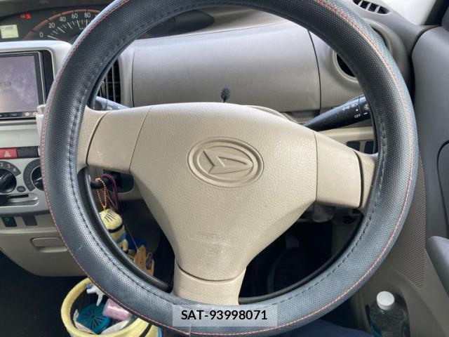 Daihatsu TANTO 2013-09 8872721-15