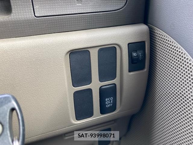 Daihatsu TANTO 2013-09 8872721-19