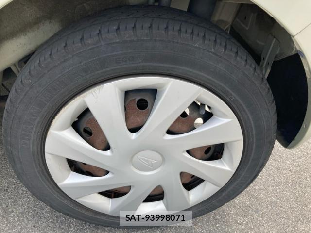 Daihatsu TANTO 2013-09 8872721-4