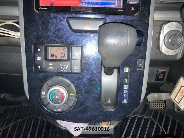 Daihatsu TANTO 2016-03 8872762-16