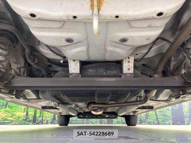 Daihatsu TANTO 2015-04 8873045-18