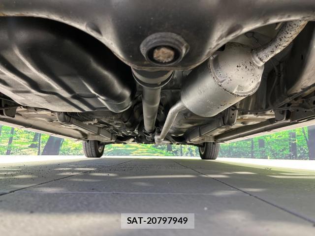 Daihatsu TANTO 2013-04 8873052-19