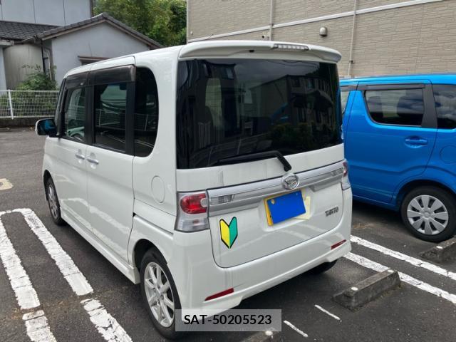 Daihatsu TANTO 2011-06 8873465-13