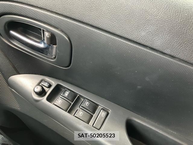 Daihatsu TANTO 2011-06 8873465-19