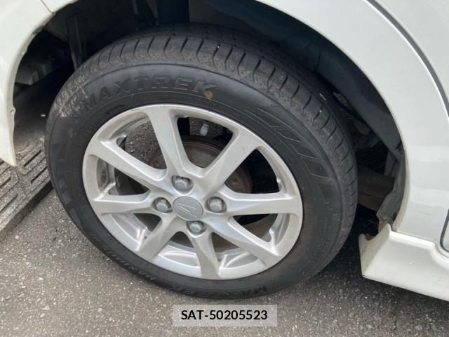 Daihatsu TANTO 2011-06 8873465-4