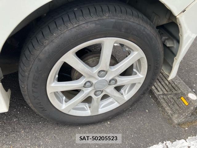 Daihatsu TANTO 2011-06 8873465-5