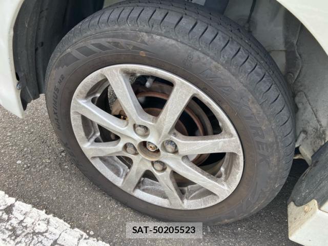 Daihatsu TANTO 2011-06 8873465-6