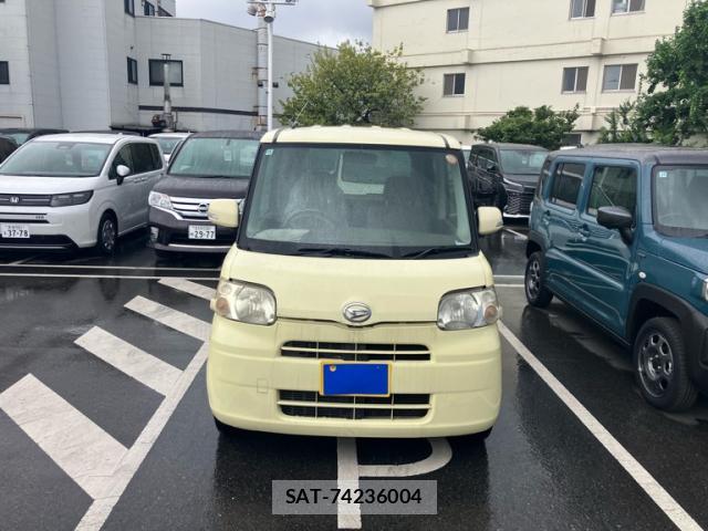 Daihatsu TANTO 2010-08 8873469-0