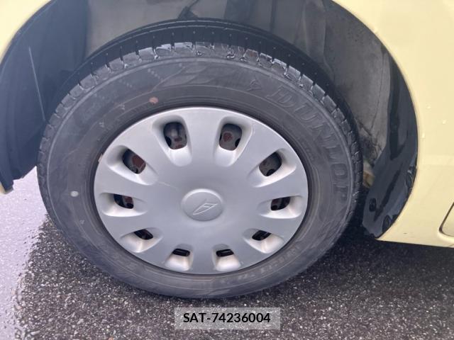 Daihatsu TANTO 2010-08 8873469-5